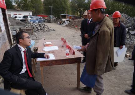 送法上门服务工地 专业释疑温暖人心 送法上门服务工地 专业释疑温暖人心