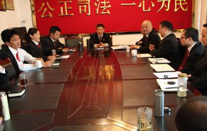 甘孜县人民法院 贯彻落实全州法院2016年党风廉政建设和反腐败 工作会议精神